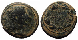 Syria, Uncertain Syrian mint AE (Bronze, 10.84g, 25mm) Augustus (27 BC - 14 AD)
Obv: CAESAR; bare head of Augustus, right
Rev: AVGVSTVS; inscription...
