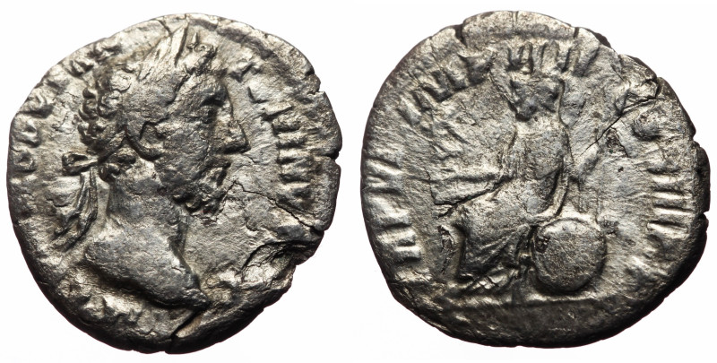 Commodus (177-192) AR Denarius (Silver, 2.03g, 18mm) Rome, 181. 
Obv: M COMMODVS...