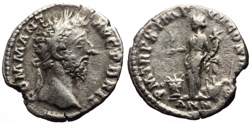 Commodus (177-192), denarius (Silver, 17.8 mm, 2.52 g), Rome, AD 185.
Obv: COMM ...