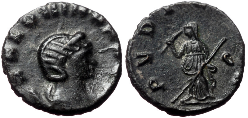 Salonina (254-268) AE Antoninianus (Bronze, 2.47g, 18mm) Rome
Obv: SALONINA AVG,...