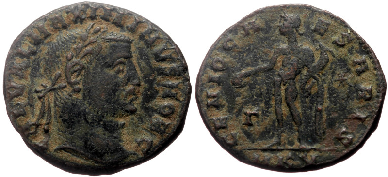 Maximinus II Daia (Caesar, 305-308) AE (Bronze, 7.31g, 24mm)Cyzicus
Obv: GAL VAL...