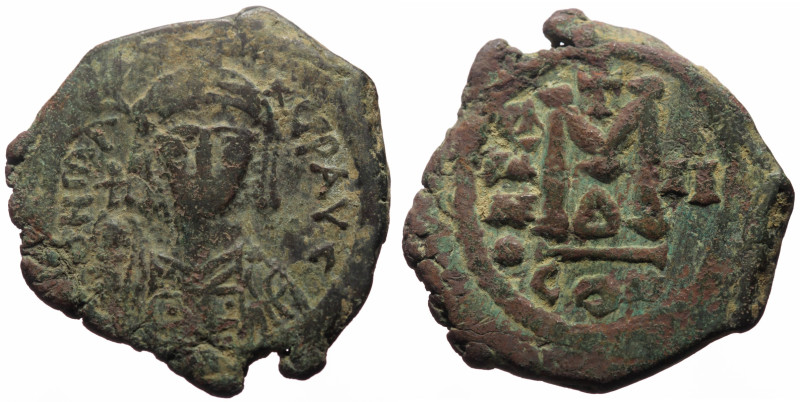 Maurice Tiberius (582-602) AE Follis (Bronze, 30mm, 12.29g) Constantinople Dated...