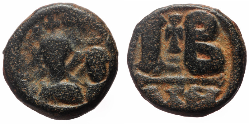 Constans II (641-668) AE 12 Nummi (Bronze, 5.21g, 11mm) Alexandria, September-No...