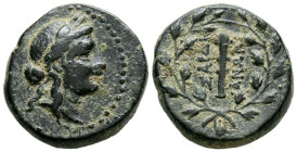 LYDIA, Sardes. Ae16. (Ae. 4,52g/16mm). 133 a.C. (GRPC Lydia 53; SNG Copenhagen 470-482). Anv: Cabeza laureada de Apolo a derecha. Rev: Mazo entre leye...