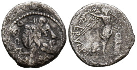 GENS RUBIA. Quinario. (Ar. 1,54g/15mm). 87 a.C. Roma. (Crawford 348/4). Anv: Cabeza laureada de Neptuno, detrás tridente y leyenda: DOSSEN. Rev: Victo...