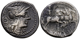 GENS VARGUNTEIA. Denario. (Ar. 3,84g/20mm). 130 a.C. Roma. (FFC 1183; Crawford 257/1). Anv: Cabeza de Roma a derecha, delante estrella, detrás leyenda...