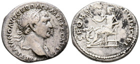 TRAJANO. Denario. (Ar. 3,27g/18mm). 107 d.C. Roma. (RIC 188). Anv: Busto laureado a derecha, alrededor leyenda: IMP TRAIANO AVG GER DAC P M TR P COS V...