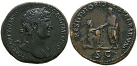 ADRIANO. Sestercio. (Ae. 22,02g/34mm). 120-122 d.C. Roma. (RIC 594b). Anv: Busto laureado de Adriano a derecha con ligero drapeado sobre hombro izquie...