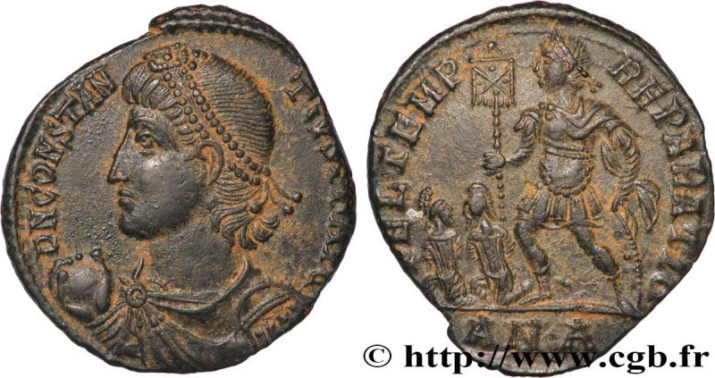 CONSTANTIUS II
Type : Maiorina 
Date : 349 
Mint name / Town : Antioche 
Metal :...