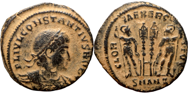 Constantinus I. (306-337 AD). Æ Follis. Obv: CONSTANTINVS MAX AVG. laureate bust...