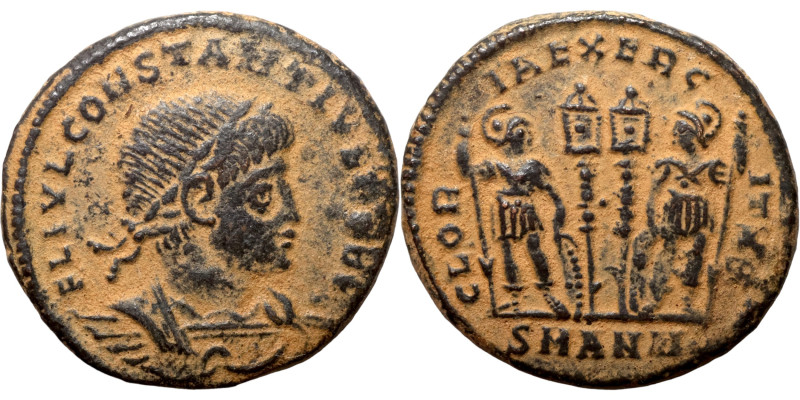 Constantinus I. (306-337 AD). Æ Follis. Obv: CONSTANTINVS MAX AVG. laureate bust...