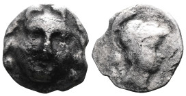 GreekPisidien. Selge.Obol (Silber). Ca. 350 - 300 v. Chr.Vs: Gorgoneion en face.Rs: Kopf der Athena mit attischem Helm rechts; im Feld links Astragal....