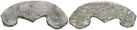 Aes Formatum. Siglos VI-IV BC CENTRAL ITALY or LAZIUM. Semicircular element in the shape of a trident. Dark patina.