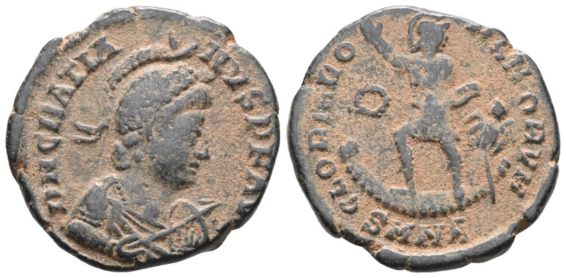 Gratian. AE; Gratian; 367-383 AD

Weight: 4,7 gr
Diameter:21,6 mm