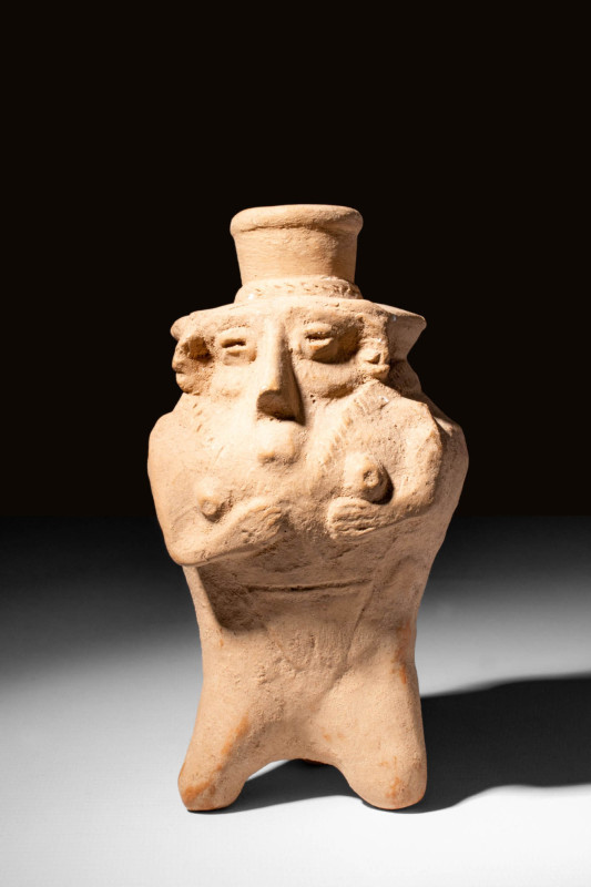 PHOENICIAN TERRACOTTA STATUETTE - TL TESTED

 Ca. 300 - 100 BC A terracotta fi...