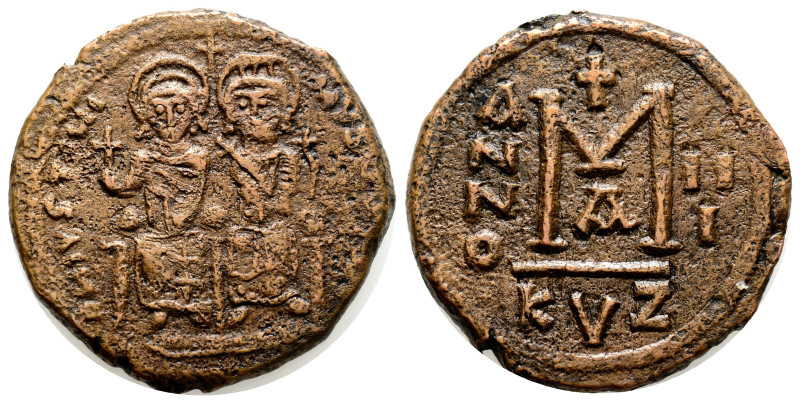 Byzantine Coins AE Bronze. 15,1 g. 31,3 mm.