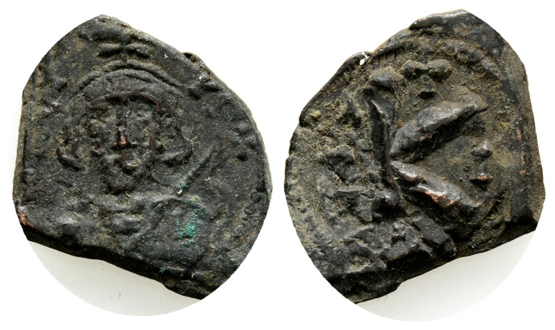 Byzantine Coins AE Bronze. 4,3 g. 28,2 mm.