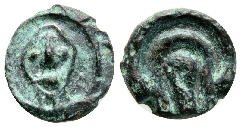 Medieval, World and Islamic coins, AE Bronze 3,4 g. 17 mm.