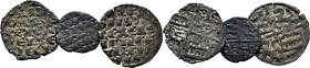 ALFONSO X (1252-1284). ¿Ceca?. Tres puntos. Dinero blanco de la guerra…. Lote de 3