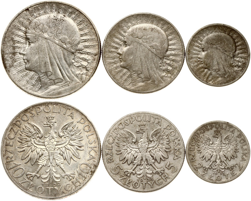 Poland. 2 - 10 Zlotych 1932 & 1933. Silver .750, total weight, 37.40 g. Lot of 3...