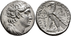 SELEUKID KINGS. Antiochos VII Euergetes (Sidetes), 138-129 BC. Tetradrachm (Silver, 27 mm, 14.18 g, 1 h), Phoenician standard, Tyre, SE 177 = 136/5. D...