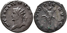 Gallienus. Antoninianus (Bronze, 21 mm, 2.82 g, 12 h), Mediolanum, 258-259. IMP GALLIENVS A[VG] Radiate head of Gallienus to left. Rev. VICTORIA AVGG ...