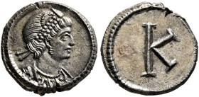 Commemorative Series, 330. 1/3 Siliqua (Silver, 10 mm, 1.08 g, 6 h), Constantinopolis, struck under Constantine I. Draped bust of Constantinopolis to ...
