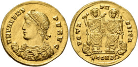 Valens, 364-378. Solidus (Gold, 21 mm, 4.46 g, 6 h), Constantinopolis, January 368. D N VALENS P F AVG Pearl-diademed bust of Valens to left, wearing ...