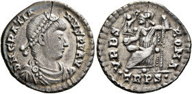 Gratian, 367-383. Siliqua (Silver, 18 mm, 1.94 g, 12 h), Treveri, 367-375. D N GRATIA-NVS P F AVG Pearl-diademed, draped and cuirassed bust of Gratian...