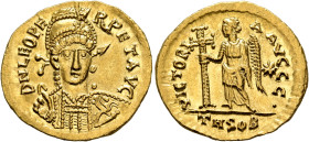 Leo I, 457-474. Solidus (Gold, 21 mm, 4.50 g, 6 h), Thessalonica, circa 457-462. D N LEO PE-RPET AVG Pearl-diademed, helmeted and cuirassed bust of Le...