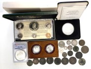 A lot containing 2 platinum and 28 silver and bronze coins. All: World. Mainly: Spain. Very fine to proof. LOT SOLD AS IS, NO RETURNS. 30 coins in lot...