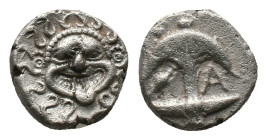 THRACE. Apollonia Pontika. Drachm (Late 5th-4th centuries BC). AR Silver Obv: Facing gorgoneion.
Rev: Upright anchor; crayfish to left, A to right. C...