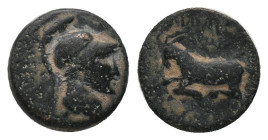 CILICIA. Aigeai.(Circa 167-47 BC). AE. Bronze
Obv : Helmeted head of Athena right.
Rev : Goat kneeling left. Condition : Good very fine.
Weight : 2...