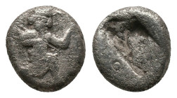 ACHAEMENID EMPIRE. Time of Darius I to Xerxes II, Siglos. (485-420 BC). Sardes.
Obv: Persian king in kneeling-running stance right, holding spear and...