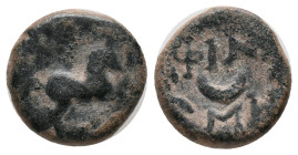 PHRYGIA. Philomelion. (Late 2nd-1st century BC). AE Bronze Obv: Horse springing right. Rev. ΦIΛO/MH Crescent Condition: Very fine.
Weight: 3.30 g.
D...