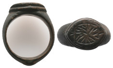 Collectable Items - Ring
13.73 GR 28.25 MM