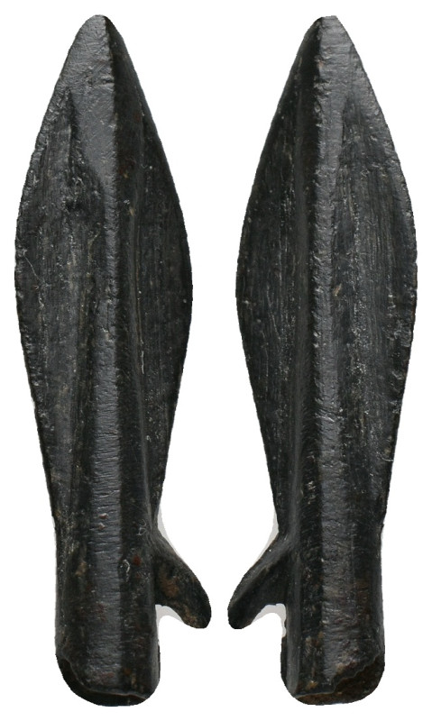ANTIQUES
Bronze Arrowhead
5.76 GR 42.93 MM
