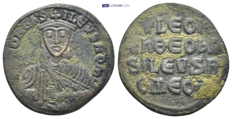 Leo VI the Wise. 886-912. Æ Follis (26mm, 7.2 g). Constantinople mint. Crowned f...