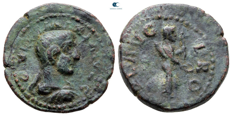 Troas. Alexandreia. Maximus, Caesar AD 236-238. 
Bronze Æ

21 mm, 5,52 g

...