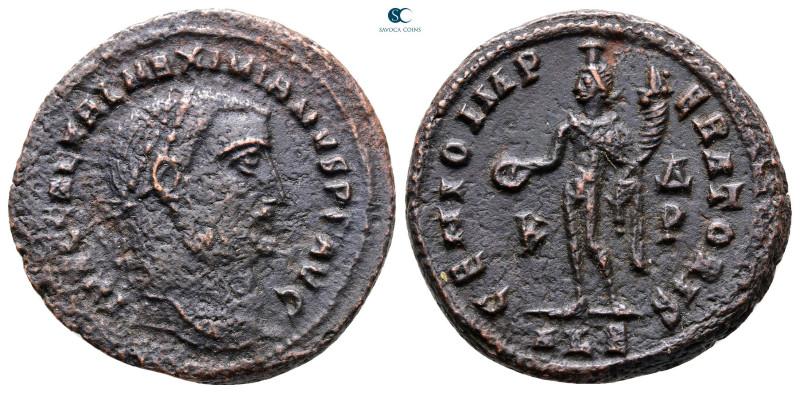 Galerius Maximianus AD 305-311. Alexandria
Follis Æ

25 mm, 6,37 g



Goo...