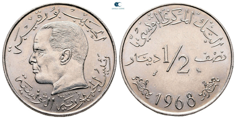 Tunisia. AD 1968. 
1/2 Dinar

 mm, 11,84 g



Uncirculated