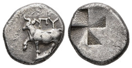 Thrace, Byzantion. AR Hemidrachm, 2.46 g 13.67 mm. Circa 340-320 BC.
Obv: Bull standing left on dolphin left.
Rev: Stippled quadripartite incuse squar...