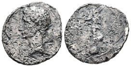 Octavian, 44-27 BC. AR, Denarius. 3.73 g. 21.20 mm. Uncertain mint in Italy (Rome?), autumn 31-summer 30.
Obv: Head of Octavian, bare, left.
Rev: CAES...
