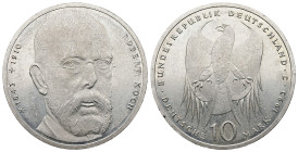 Robert Koch. 150th birthday of Robert Koch. AR, 10 Mark. 15.56 g. 32.58 mm.
Obv: ROBERT KOCH * 1843 + 1910.
Rev: · BUNDESREPUBLIK DEUTSCHLAND · / DE...