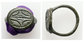 Medieval bronze finger ring (AD 14th–15th centuries)
A bronze finger ring with geometric design.
Weight: 6.27 g.
Diameter: 17.96 mm.