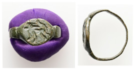 AE Medieval finger-ring (AD 9th-14th centuries)
Bronze finger-ring; oval bezel engraved with an animal, standing to left.
Weight: 1.73 g.
Diameter: 16...