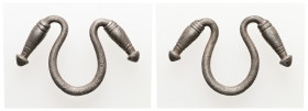 AE Greco-Roman brooch (AD 1st–2nd centuries)
Bronze brooch.
Cf. The Met online, 49.125.5.
Weight: 4.27 g.
Diameter: 32.59 mm.