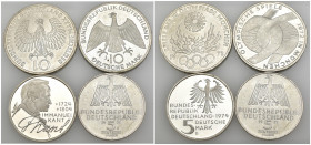 Germania - Lotto di 4 monete: 2 monete da 5 Marchi Tedeschi - una commemorativa dedicata al filosofo Immanuel Kant e una per i 500° Anniversario dalla...