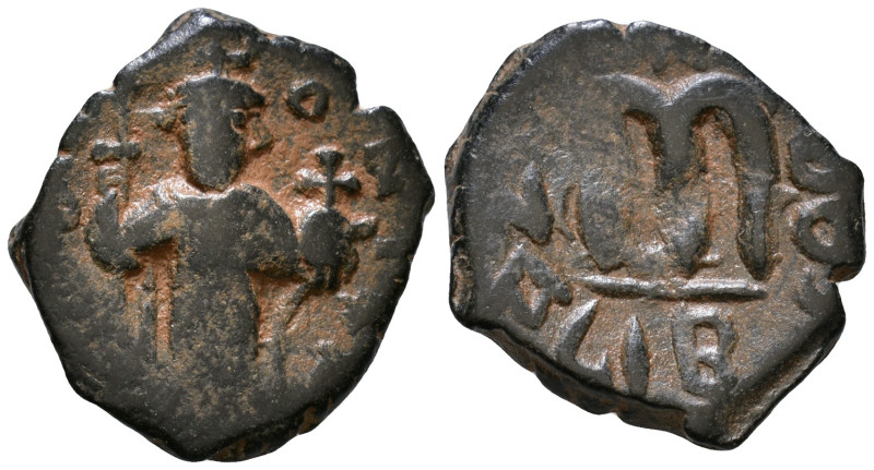 Byzantine Coin AE 4,06g *Repatinated*