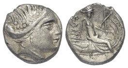 Euböa. Histiaia.

 Tetrobol (Silber). Ca. 3. - 2. Jhdt. v. Chr.
Vs: Kopf der Nymphe Histiaia mit Kranz aus Weinlaub und Reben rechts.
Rs: Die Nymp...